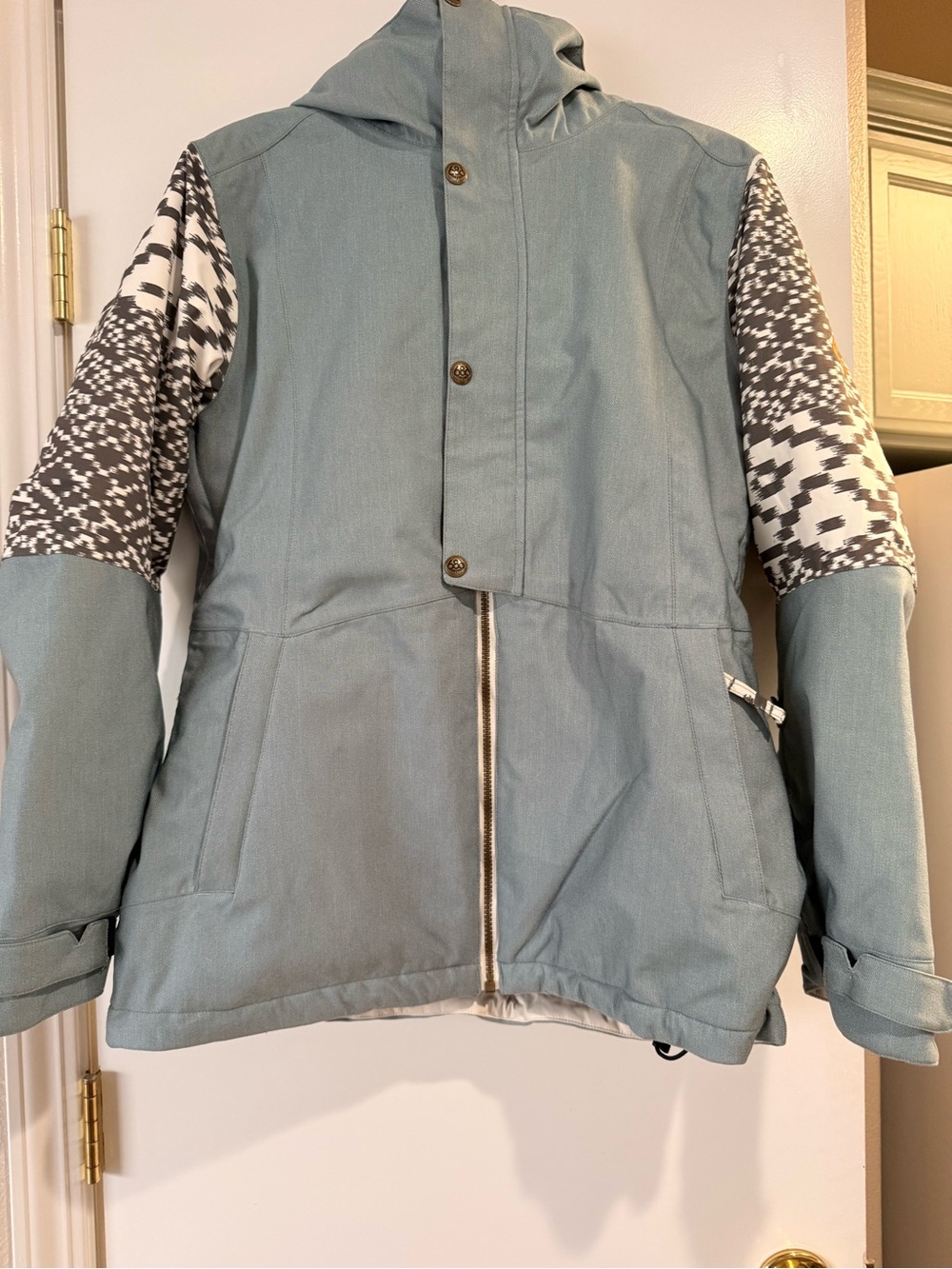 Women's Light Teal snowboarding Hooded Winter Jacket with Patterned Sleeves